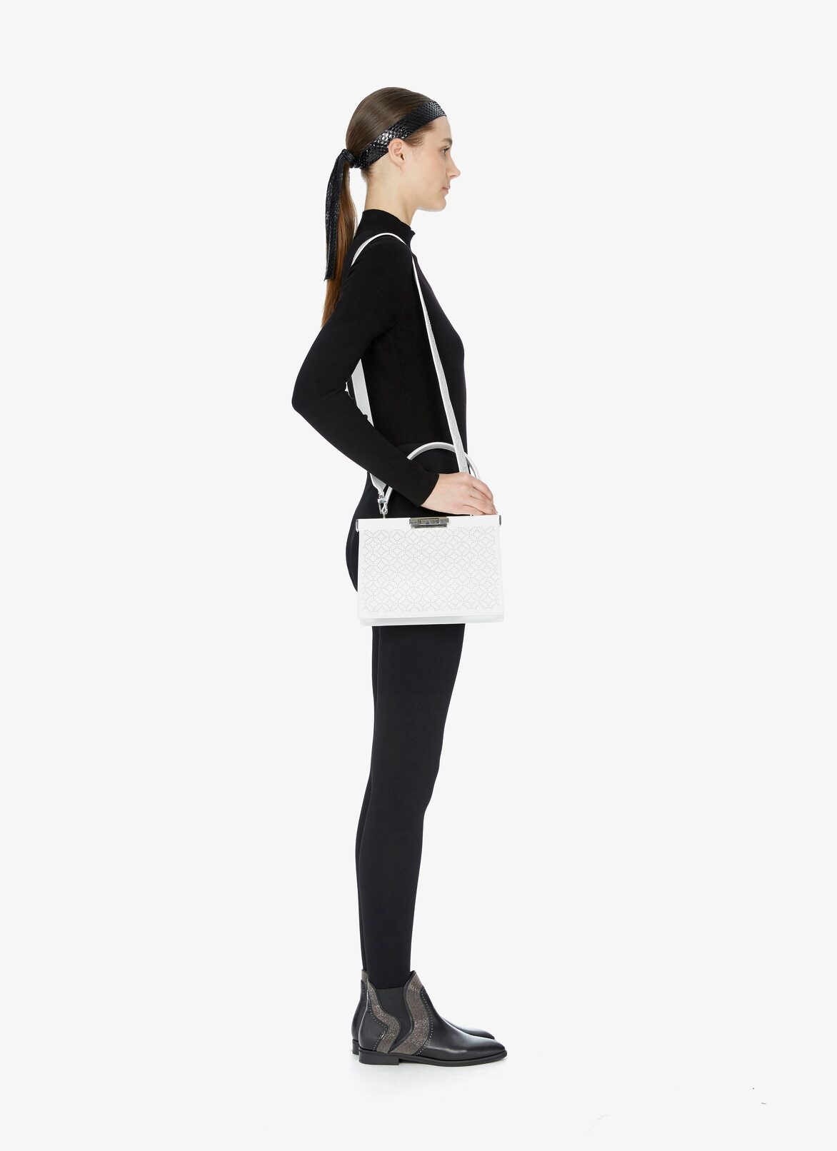 CECILE SMALL CUIR LUX CLOU ARABESQUE OPTICAL WHITE ALAÏA  CECILE SMALL CUIR LUX CLOU ARABESQUE OPTICAL WHITE BIANCO